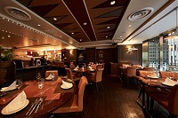 tcc Steak & Seafood(ティー・シー・シー ステーキ アンド シーフード)